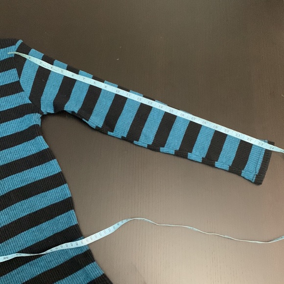 Black and blue striped turtleneck size S - Picture 6 of 6